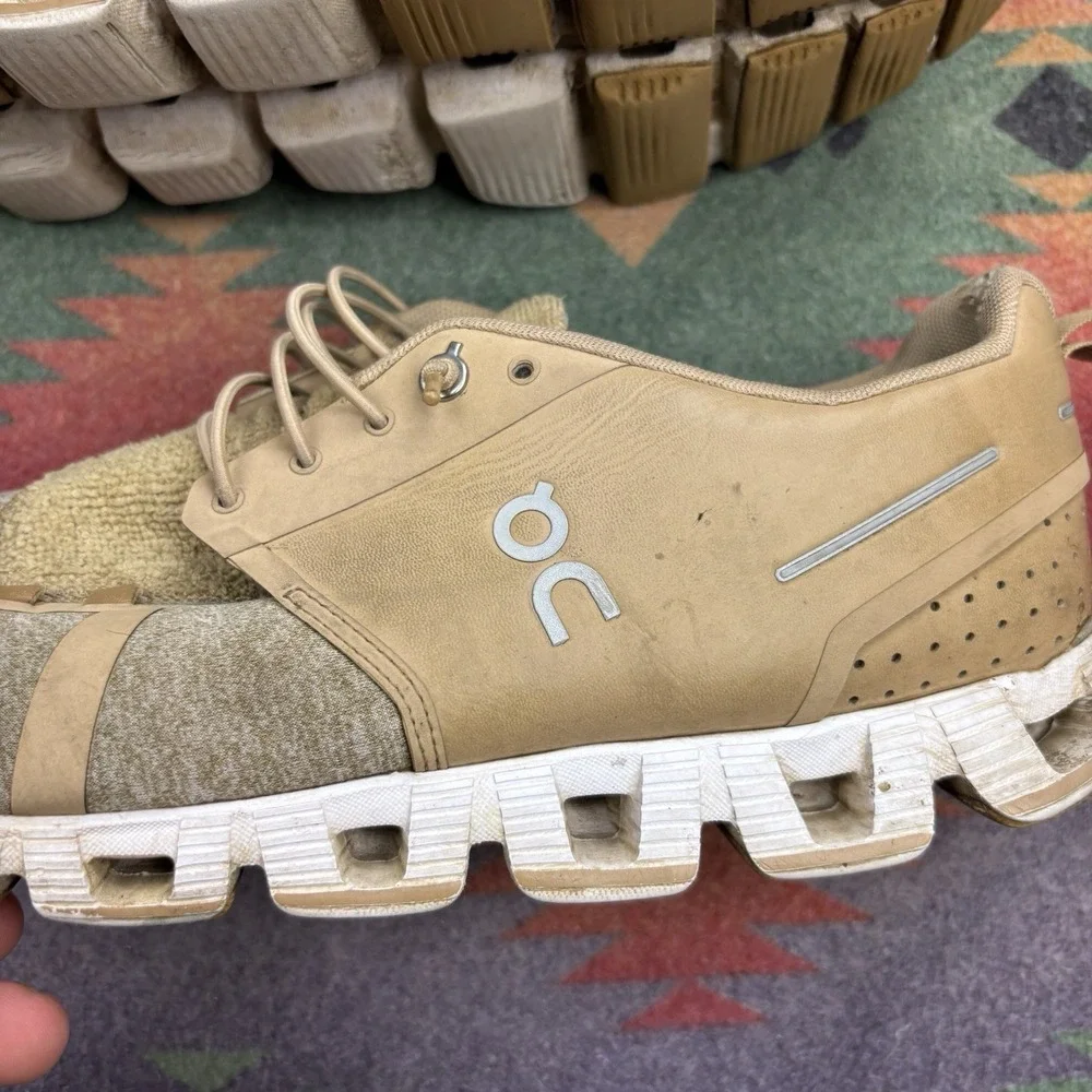 On Cloud 5‎ Running Shoes Sneakers Mens 12.5 Dune Terry Cloth Beige